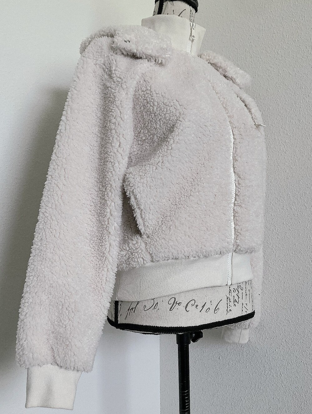 Beyond Yoga Adventure Faux Shearling Hoodie Sherpa Jacket XS Casual Athleisure - Picture 14 of 17